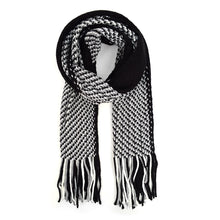 Load image into Gallery viewer, Men&#39;s Winter Knit Scarf and Hat Set
