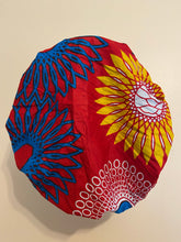 Load image into Gallery viewer, Tribal Print Bonnet (Sized)
